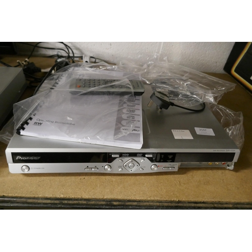 2137 - A Pioneer DVR-433H DVD/HDD recorder with remote and user manual