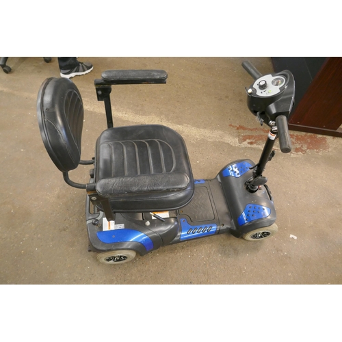 2158 - A Prism Mercury 4 wheel mobility scooter with key and battery - no charger - W