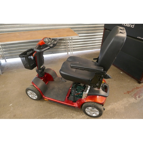 2159 - A Pride 4 wheel mobility scooter with key and battery - no charger - W