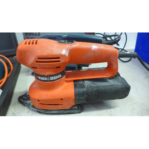 2041 - A box of power tools; a Black and Decker KA225 sander, Ralley Electric orbital sander, a Black and D... 