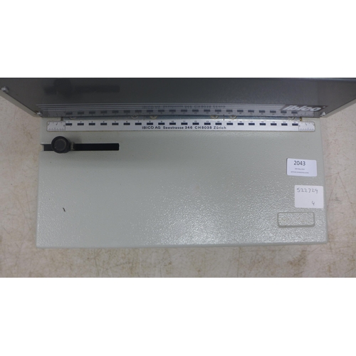 2043 - An Ibico AG Seestrasse 346 CD8038 ring binder