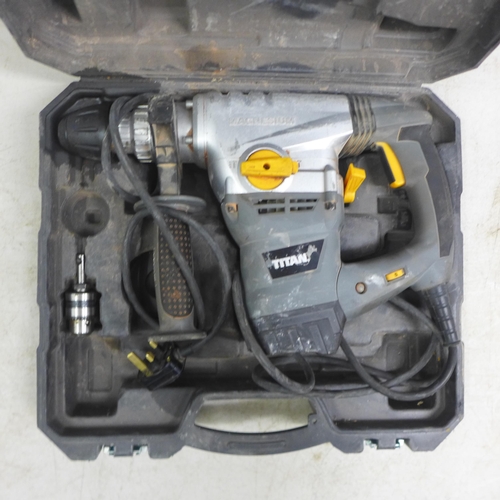 2048 - A Titan Magnesium TTB278SDS 240v SDS breaker hammer drill