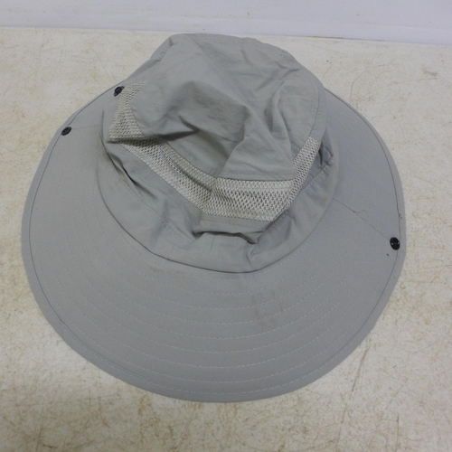 2069 - 6 Boonie sun hats - unused