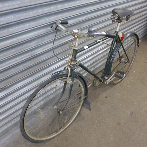 2171 - A vintage Raleigh steel framed bike with vintage Dunlop saddle