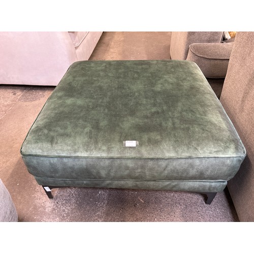 1455A - Dicksonia velvet footstool