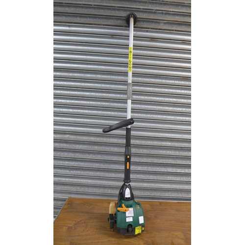 2218 - An unbranded 25cc petrol strimmer (TRY25PGTA)