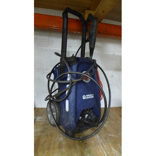 2237 - 3 Assorted jet washers including a Wickes with hose and lance, a Workzone 2.2kw Q1WSPO52200A high pr... 