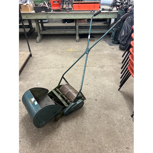 2258 - A vintage JP Lawn Mowers push roller mower