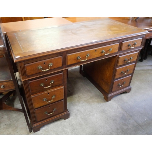 180 - A Victorian mahogany pedestal desk