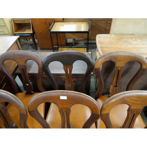 192 - A set of six Victorian mahogany dining chairs