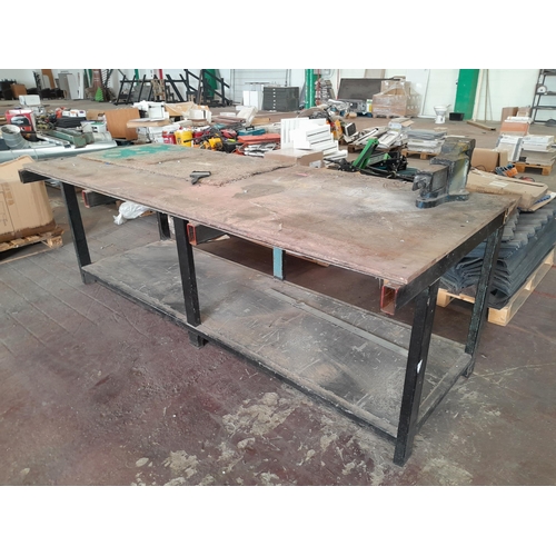 52 - A large workbench and a vice. Lot will be sold in situ at Wellingborough, Northamptonshire. Lot to b... 