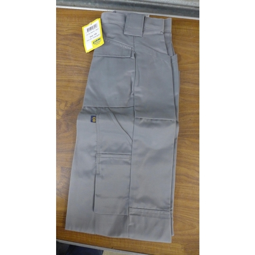 2300 - 12 Pairs of work wear and other trousers and shorts including Snickers, Rohan, Pro-Job, Livergy, GSt... 