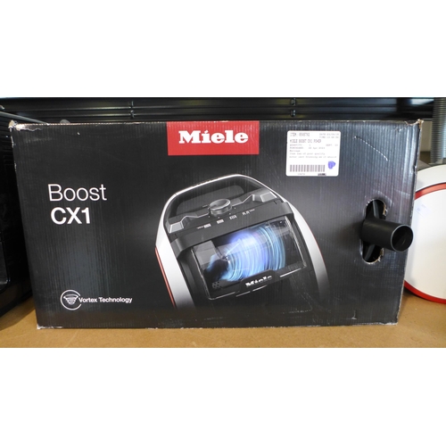 3001 - Miele Boost Cx1 Power Vacuum Cleaner    - This lot requires a UK adaptor  *This lot is subject to va... 