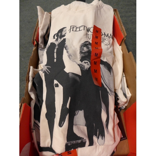 3012 - Quantity of women's Fleetwood Mac T-shirts - mixed size * this lot is subject to VAT