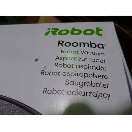 3030 - Roomba I3 Irobot Vacuum Cleaner - This lot requires a UK adaptor, Original RRP £178 + VAT  (326-260)... 