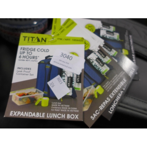 3040 - Titan Expandable Lunchbox   (326-63) This lot is subject to vat