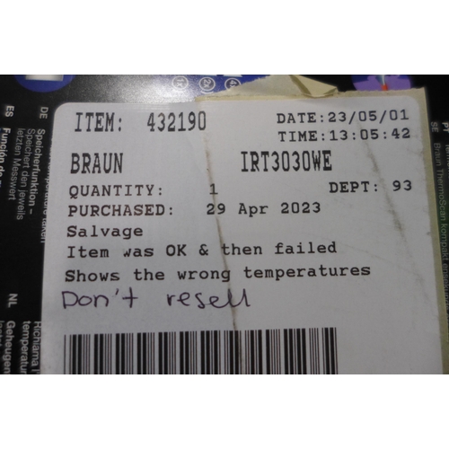 3106 - 2x Mixed Style Braun Non- Contact Thermometers  (326-38,412) This lot is subject to vat