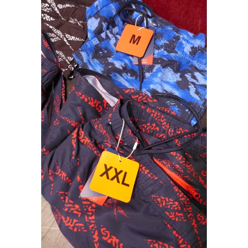 3183 - Four pairs of men's Reebox swim shorts - mixed size * this lot is subject to VAT