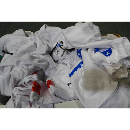 3213 - Quantity of women's Jack Wills white T-shirts - mixed size * this lot is subject to VAT