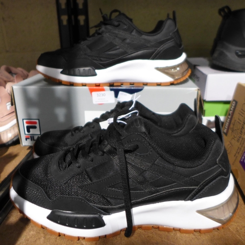 3230 - Two pairs of women's black Fila trainers - UK sizes 5 & 7 * this lot is subject to VAT