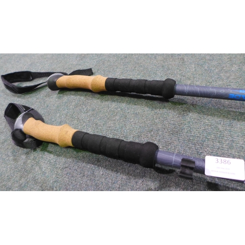 3386 - Cascade Carbon Fibre Trekking Poles   (326-466) This lot is subject to vat