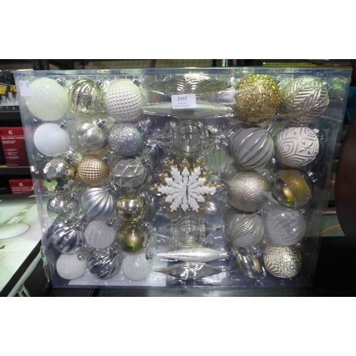 3393 - Festive Ornaments Pack  (326-463) This lot is subject to vat