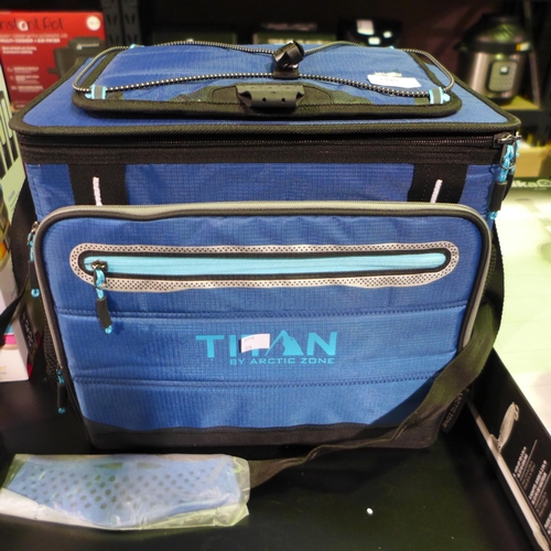 3395 - Titan 40 Can Cooler   (326-26) This lot is subject to vat