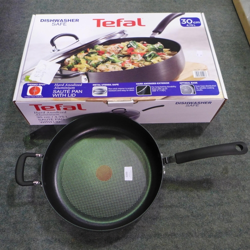 3399 - Tefal Deep Saute Pan 4.7L -(No Lid)   (326-4) This lot is subject to vat