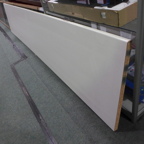 3069 - White Kitchen Worktop (441-20)  * This lot is subject to vat