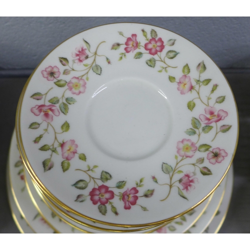 1025 - Royal Doulton Woodland Rose dinner and tea service **PLEASE NOTE THIS LOT IS NOT ELIGIBLE FOR IN-HOU... 