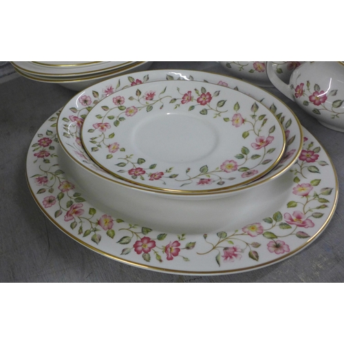 1025 - Royal Doulton Woodland Rose dinner and tea service **PLEASE NOTE THIS LOT IS NOT ELIGIBLE FOR IN-HOU... 