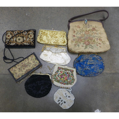 1035 - A collection of handbags and purses, etc. **PLEASE NOTE THIS LOT IS NOT ELIGIBLE FOR IN-HOUSE POSTIN... 