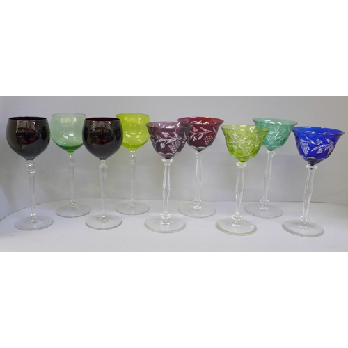 681 - Two sets of wine/hock glasses with coloured glass bowls (4 + 5)