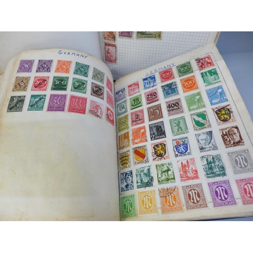 685 - Worldwide stamps collection in two albums