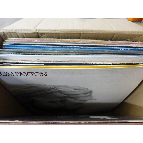 699 - A box of 1960s/70s/80s LP records and 7