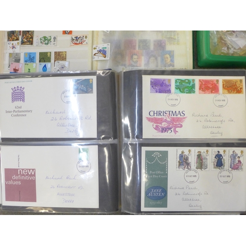 721 - A collection of worldwide stamps, an album of First Day Covers, 1968-1987, album on mint stamps, low... 