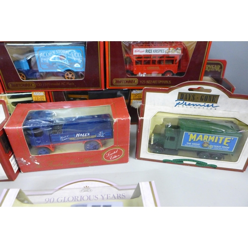 737 - Eleven Matchbox Models of Yesteryear die cast model vehicles, together with four Days Gone, a Lledo ... 