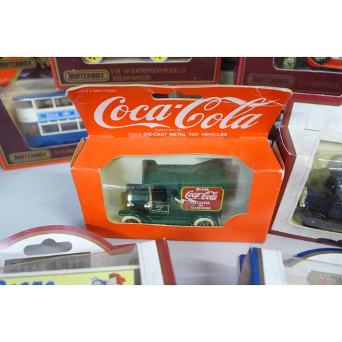 737 - Eleven Matchbox Models of Yesteryear die cast model vehicles, together with four Days Gone, a Lledo ... 