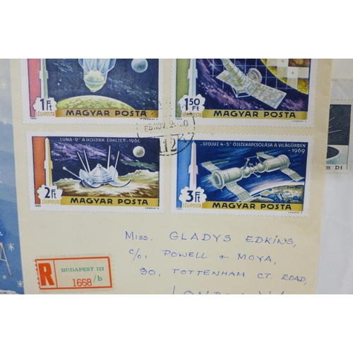 739 - Space related stamps and covers