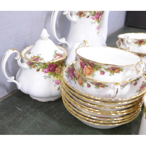 759 - Royal Albert Old Country Roses tea wares, cereal bowls, soup bowls, etc., 48 pieces **PLEASE NOTE TH... 