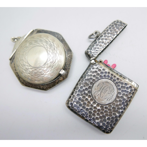 814 - A silver vesta case, 33g, and a metal compact