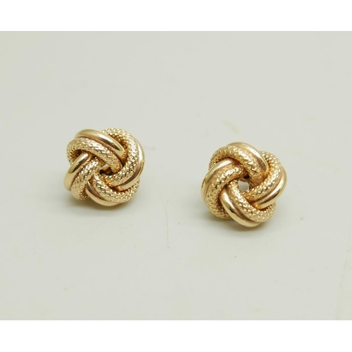 955 - A pair of 9ct gold knot earrings, 1.5g