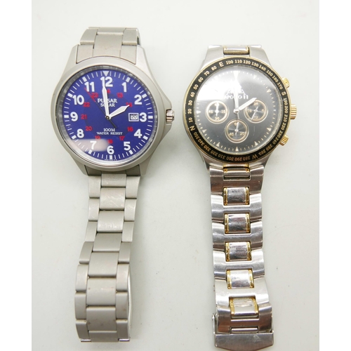 986 - A Gentleman's Pulsar Solar wristwatch and an Apollo 11 wristwatch