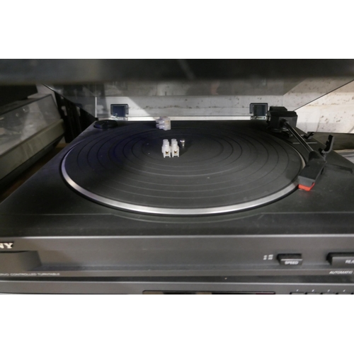 2121 - A Sony Hi-fi system including, PS-LX46P turntable, CDP-M12 CD player, LBT-D105 tuner, HST-D105 amp a... 