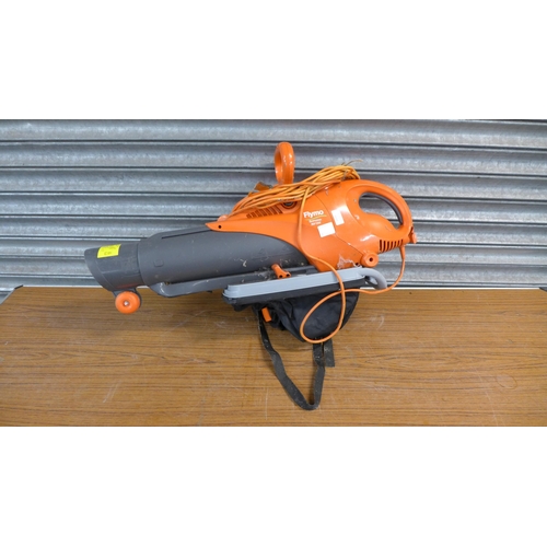 2226 - A Flymo Scirocco 240V, 3000w electric garden blower