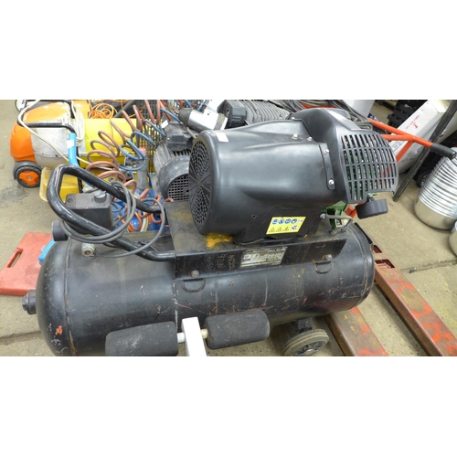 2250 - A Rednal pneumatic GB 100ltr welded pressure vessel - 87/404EEL air compressor - requires high volta... 