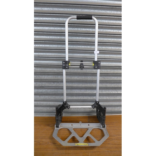 2322 - A folding sack trolley