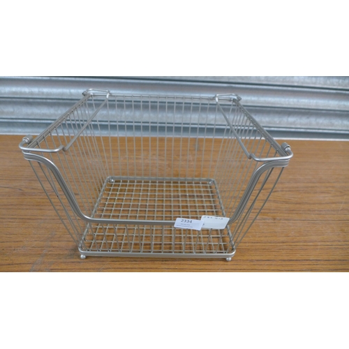 2334 - 12 steel stackable storage trays