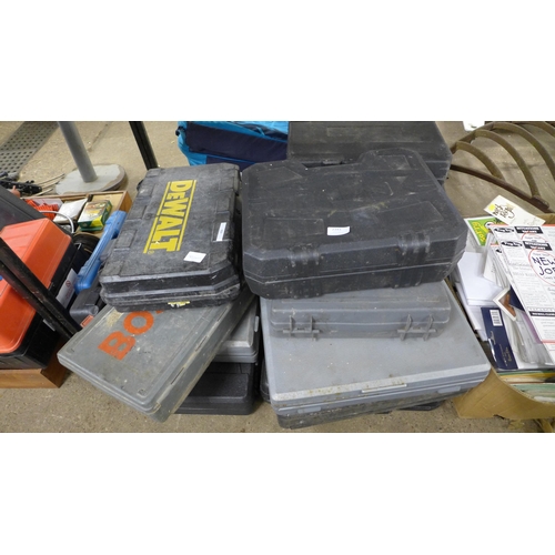 2343 - A quantity of 15 empty tool cases including DeWalt, Bosch, Mac Allister etc.