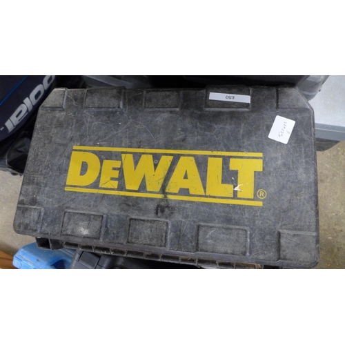 2343 - A quantity of 15 empty tool cases including DeWalt, Bosch, Mac Allister etc.